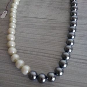 Two color pearl Necklace
